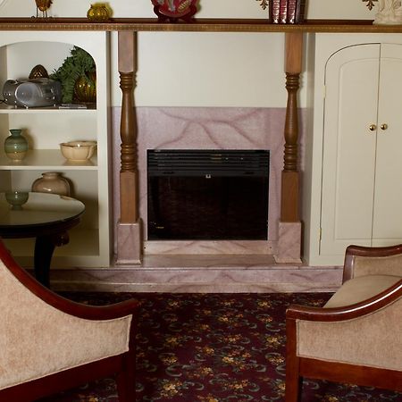 וולפוויל Victoria'S Historic Inn מראה חיצוני תמונה