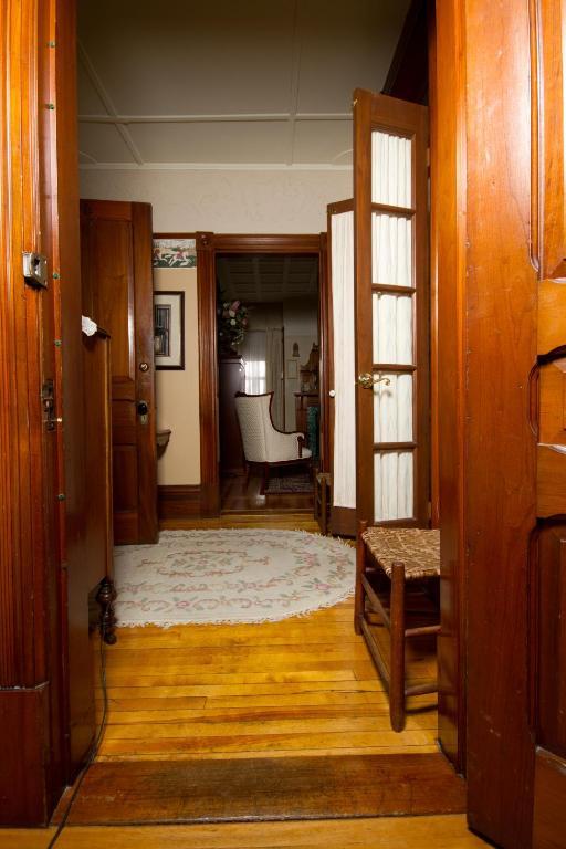 וולפוויל Victoria'S Historic Inn חדר תמונה