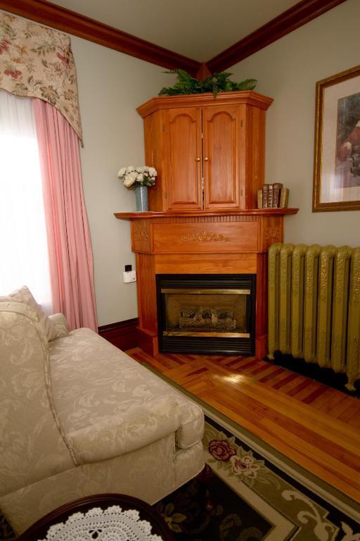 וולפוויל Victoria'S Historic Inn מראה חיצוני תמונה