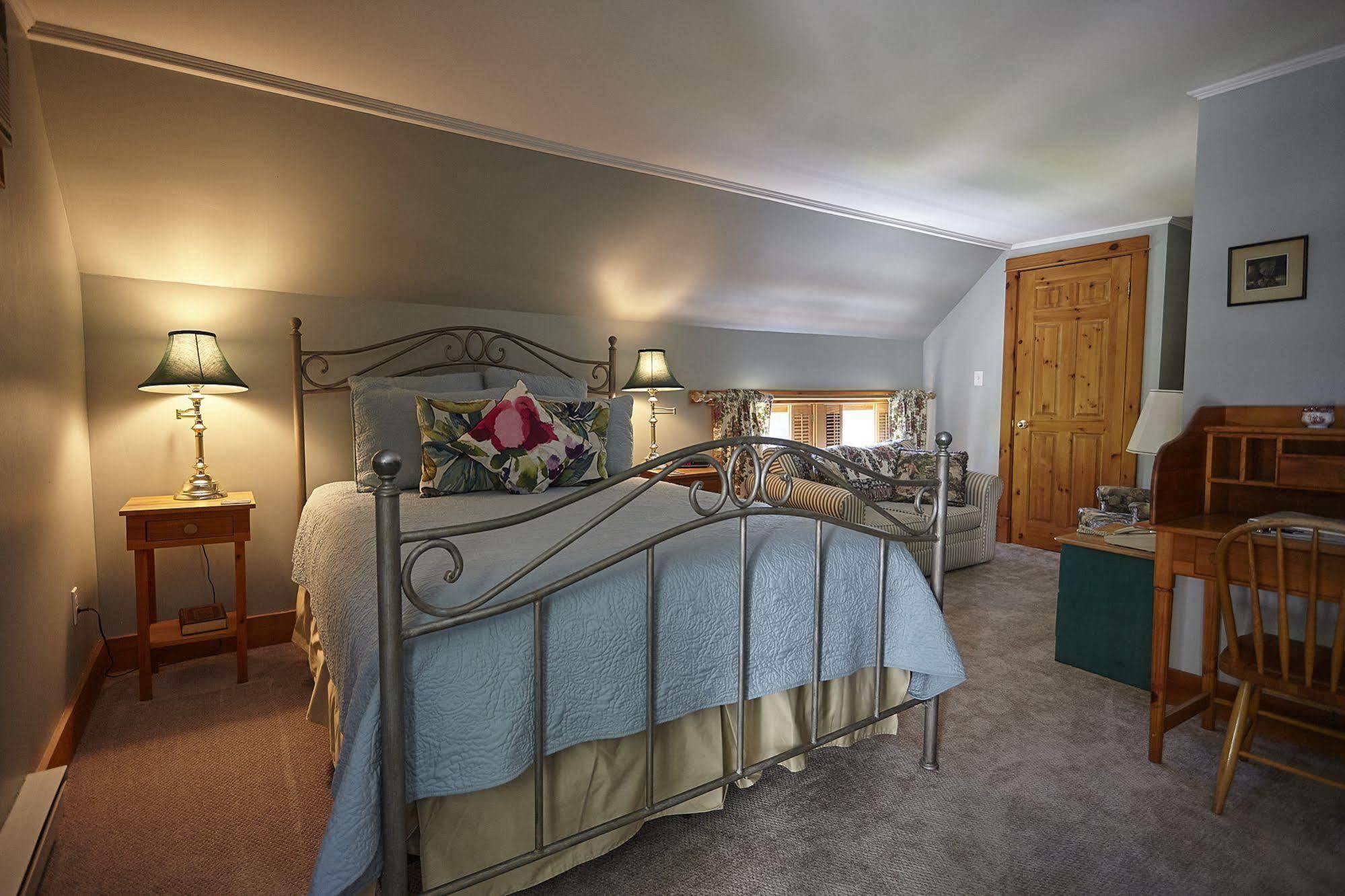 וולפוויל Victoria'S Historic Inn מראה חיצוני תמונה